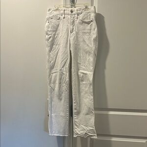 Good American White Straight Leg Jeans with Raw Hem